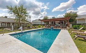 Best Western Post Oak Inn